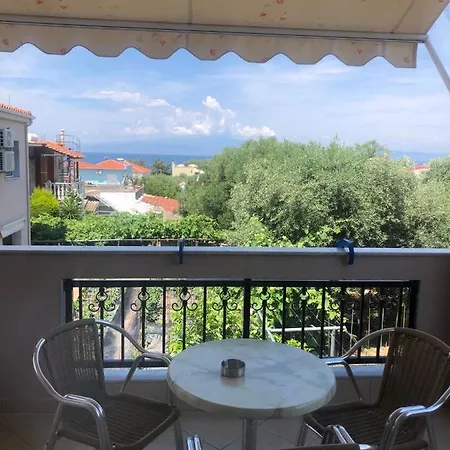 Aparthotel Mary 1 & Fresh! 3*