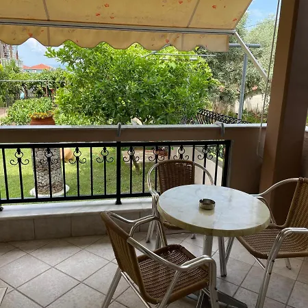 Aparthotel Mary 1 & Fresh! Skala Sotiros