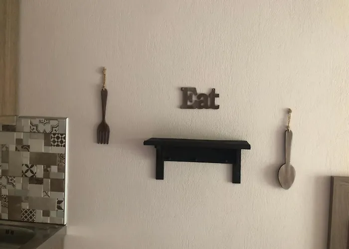 Ξενοδοχείο με διαμερίσματα Mary 1 & Fresh!