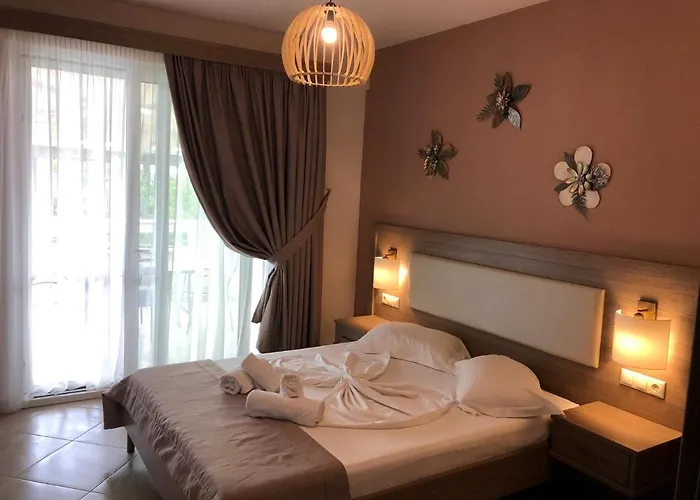 Ξενοδοχείο με διαμερίσματα Mary 1 & Fresh! Σκάλα Σωτήρος